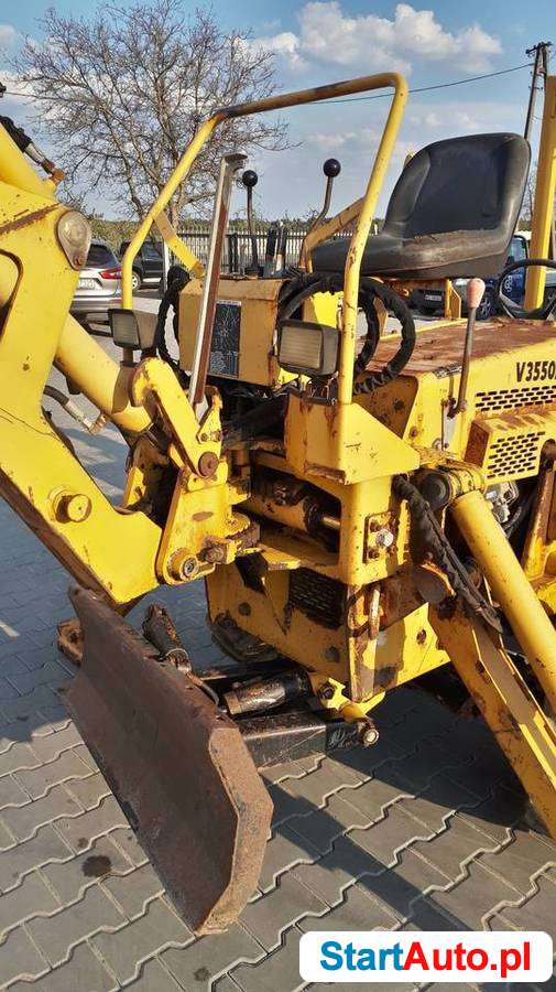 Koparka łańcuchowa VERMEER V3550A pług ramie przesuw