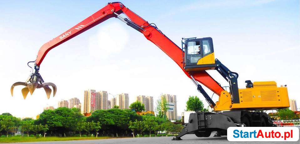 Koparka przeładunkowa do złomu SANY