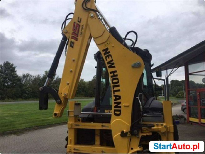 Koparko ladowarka New Holland B115C TC