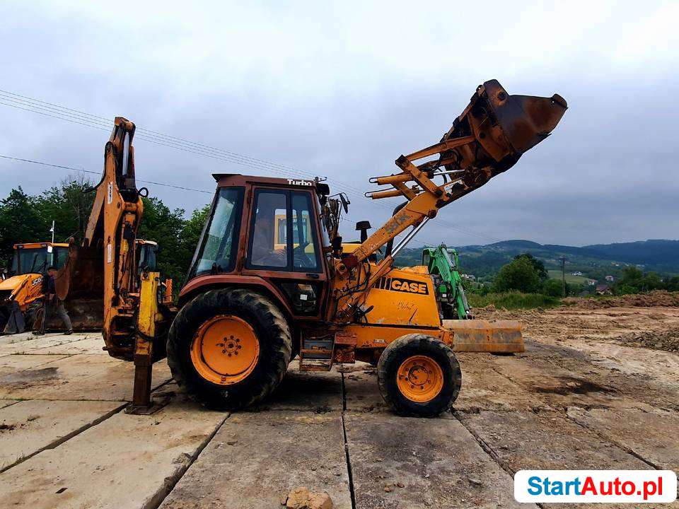 KOPARKO ŁADOWARKA CASE 580K