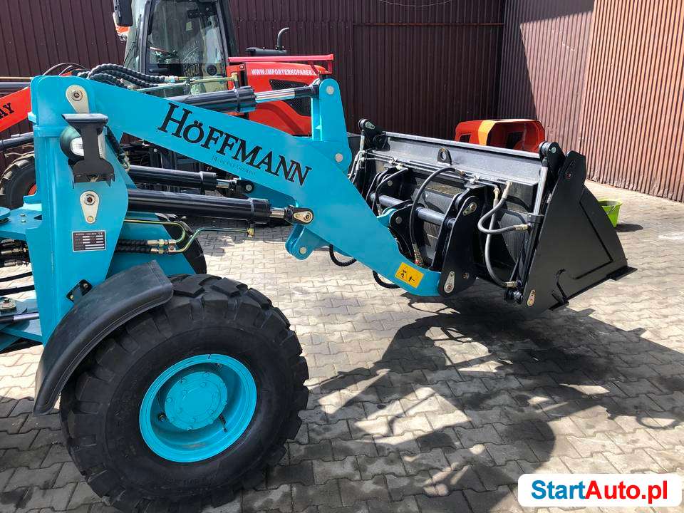 Koparko – ładowarka Hoffmann 5300 kg + osprzęt GRATIS