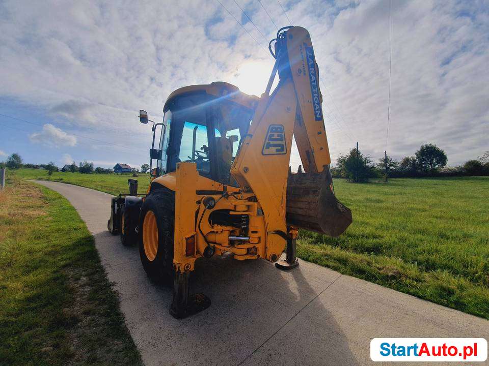 KOPARKO ŁADOWARKA JCB 3CX, 2004 rok