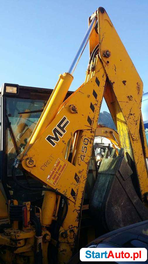 Koparko ładowarka MF 50HX