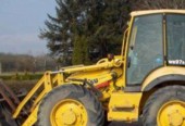 Koparko ladowarka na rownych kolach Komatsu WB