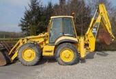 Koparko ladowarka na rownych kolach Komatsu WB
