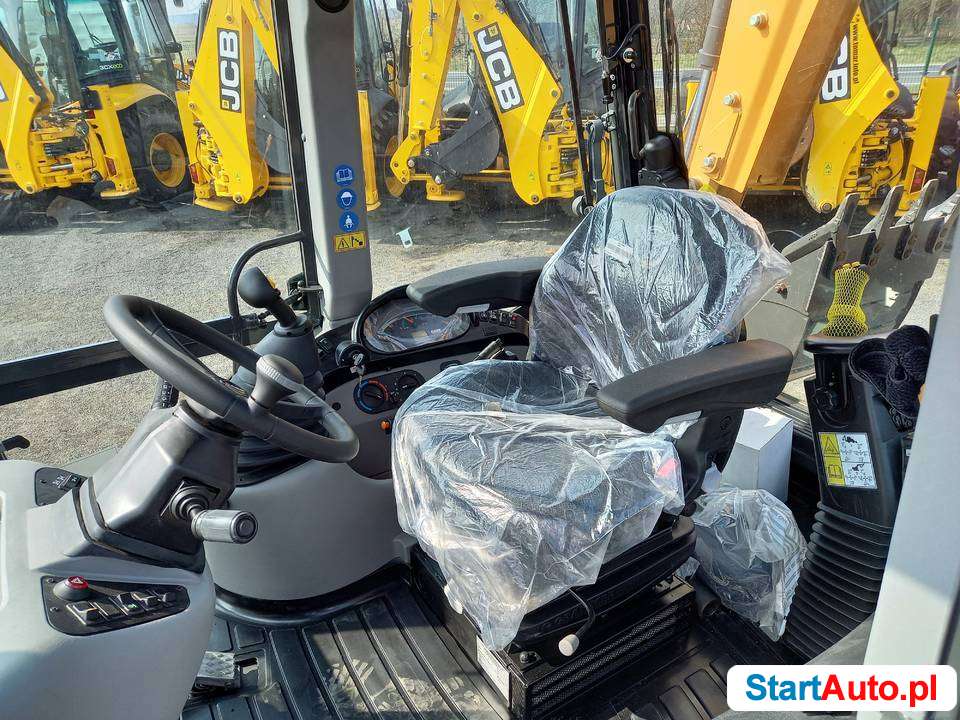 Koparko-ładowarka CASE 580 ST, NEW HOLLAND B110B BEZ ADBLUE