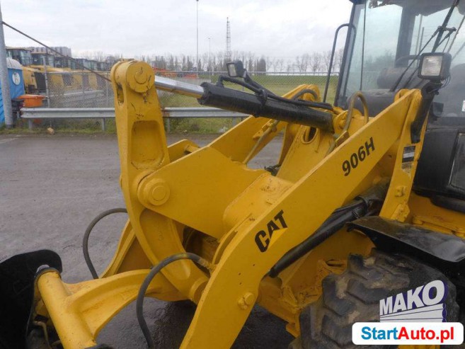 Ładowarka Caterpillar 906H