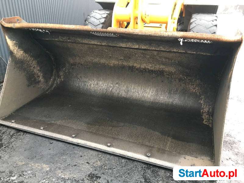 Ładowarka kołowa Liebherr L514 gotowa do pracy, super stan