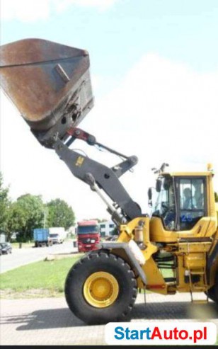 Bez vatu LADOWARKA KOLOWA VOLVO L180 H rok 2015