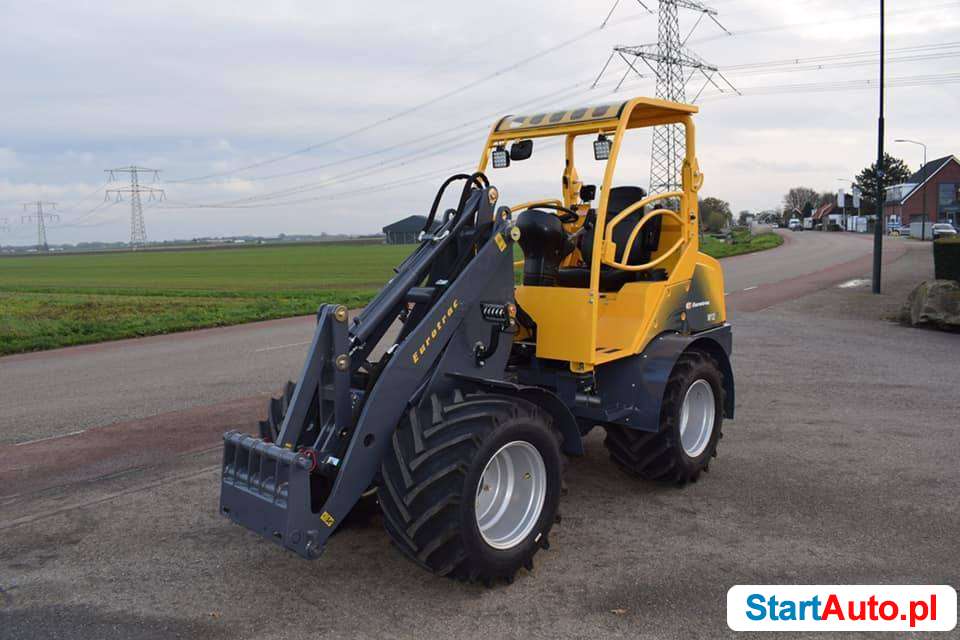 Ładowarka przegubowa EUROTRAC W12 F XL 4X4 ,nowa ,gwarancja