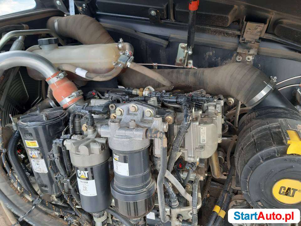 Ładowarka teleskopowa Cat TH 407 C. CAT 407