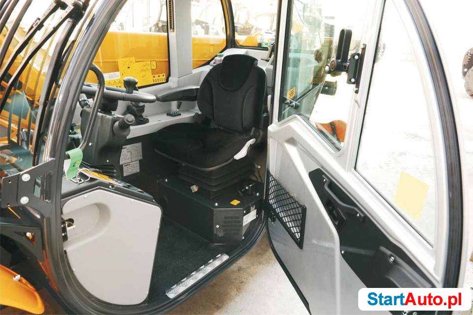 Ładowarka teleskopowa DIECI Mini AGRI 26.6 – 2021 rok