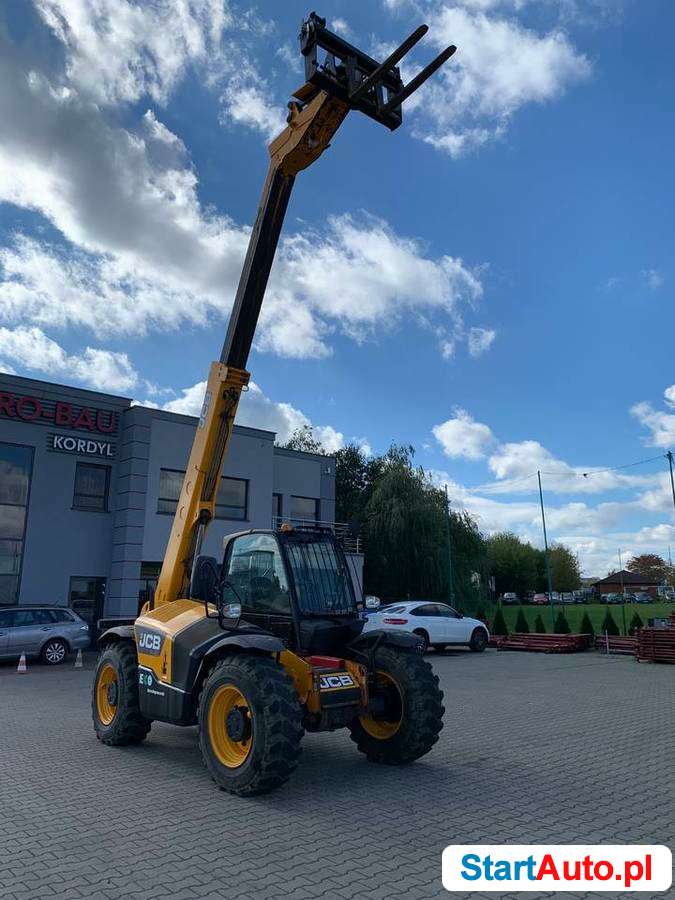 Ładowarka teleskopowa JCB 531-70 Agri 2015 rok 2600mth. 3 t