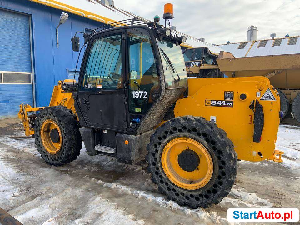 Ładowarka teleskopowa JCB 541-70 klima kamera joystick