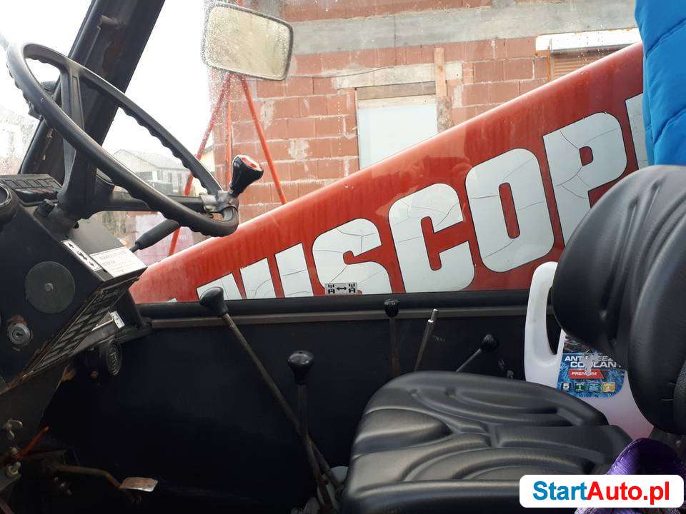 Ładowarka teleskopowa manitou