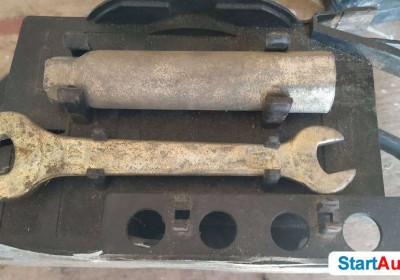 lewarek-podnosnik-fiat-cinquecento-dzwigi-podnosniki-malopolskie-osiek-533721209