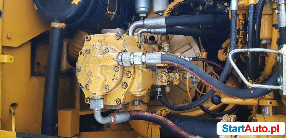 Liebherr 902 Litronic Podpory 18t Z Niemiec Bdb