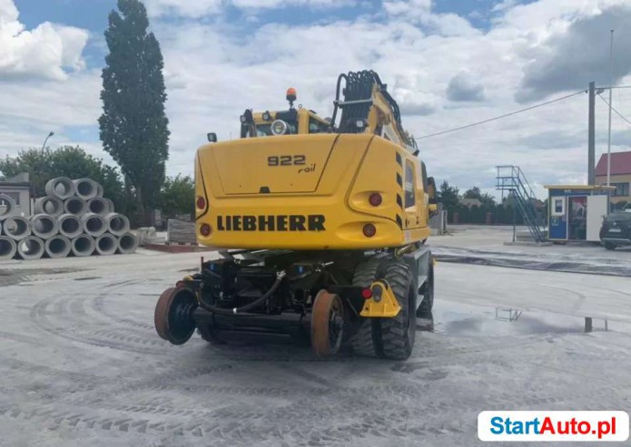 Liebherr 922 rail koparka kolejowa