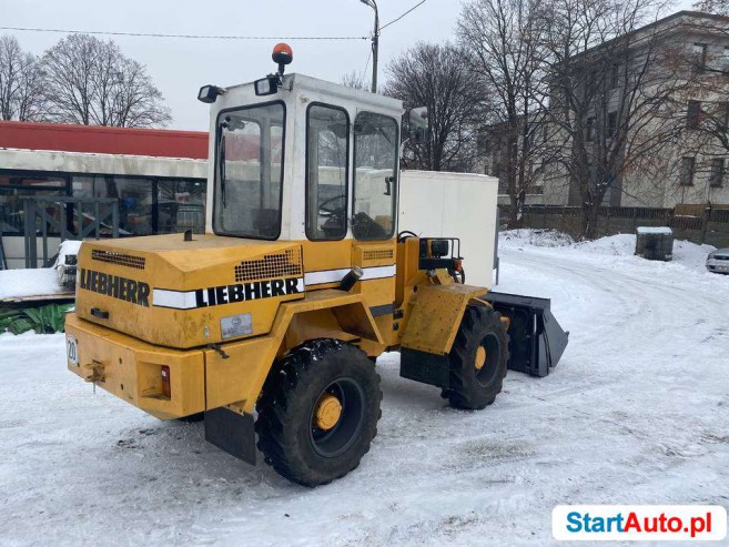 Liebherr L506 ladowarka przegubowa stan bardzo dobry