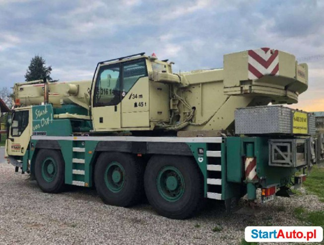 Liebherr *LTM 1045-3.1* dźwig samojezdny*