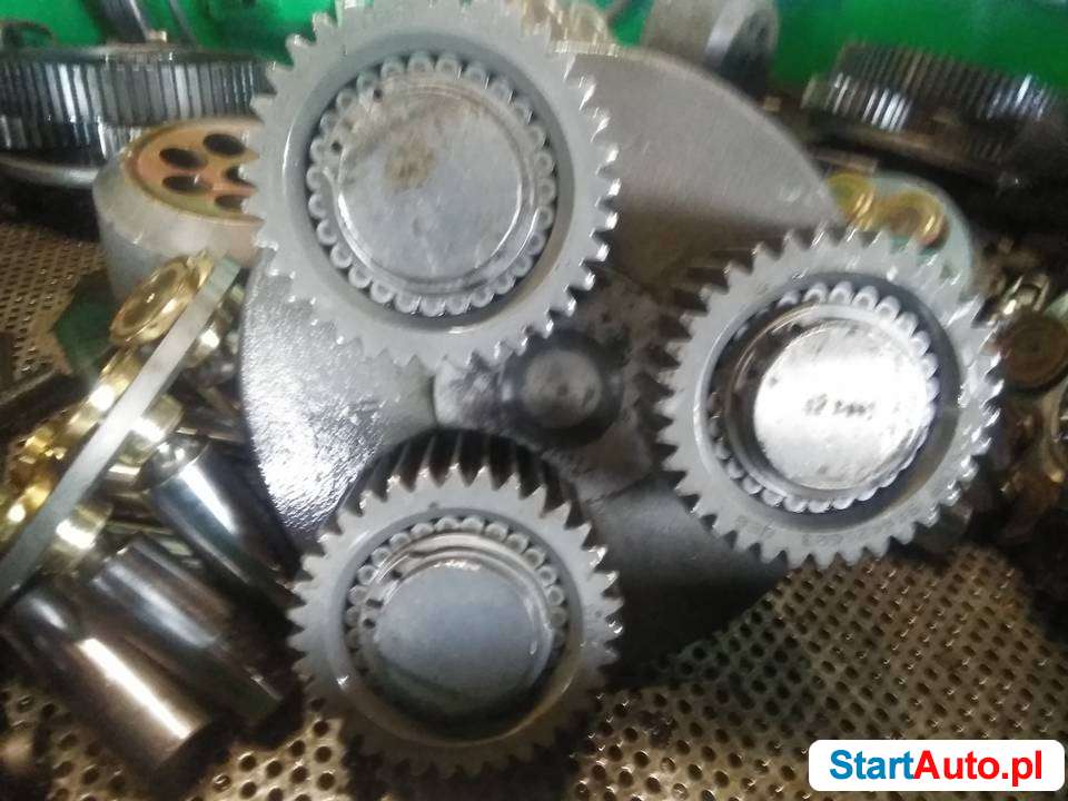 Liebherr przekładnia obrotu AT-SAT 275/238 obudowa,wieniec