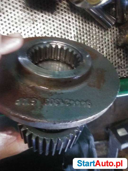 Liebherr przekładnia obrotu AT-SAT 275/238 obudowa,wieniec