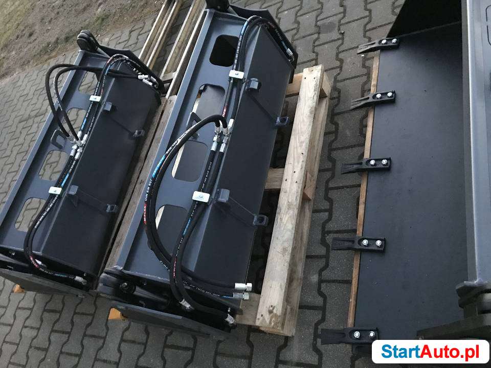 łyżka 4w1 ładdowarki Avant Multione