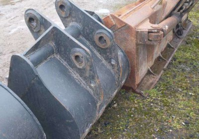 lyzka-do-koparki-cat-volvo-komatsu-jcb-liebherr-wysoczka-541005827