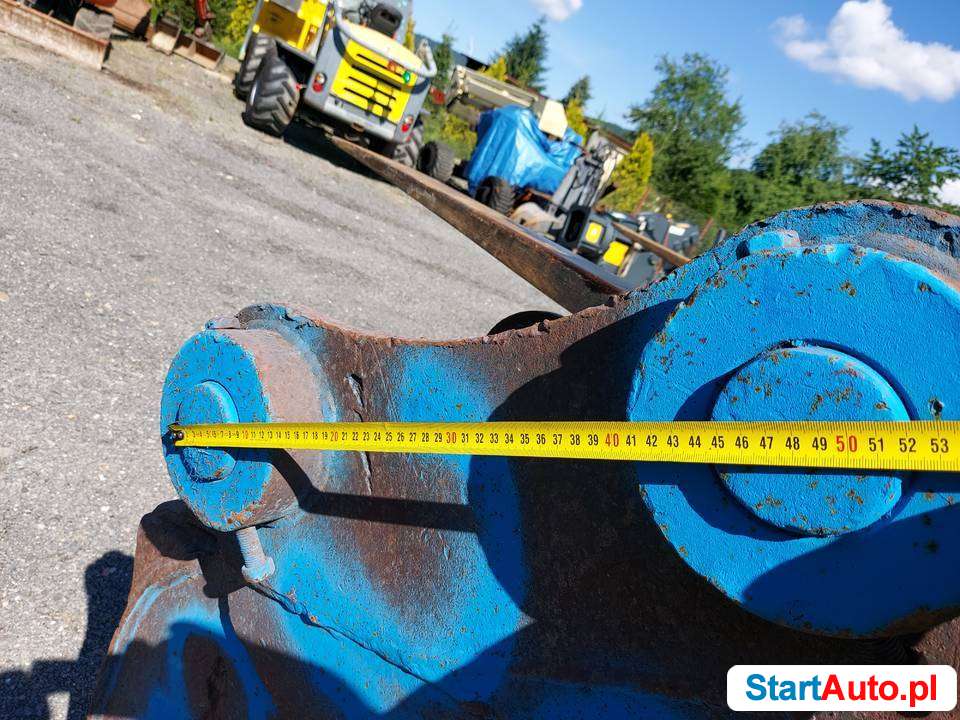 Łyżka do koparki o szerokości 45cm i fi 80mm