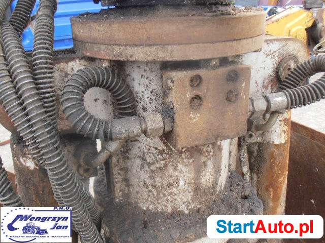 Łyżki do maszyn budowlanych.