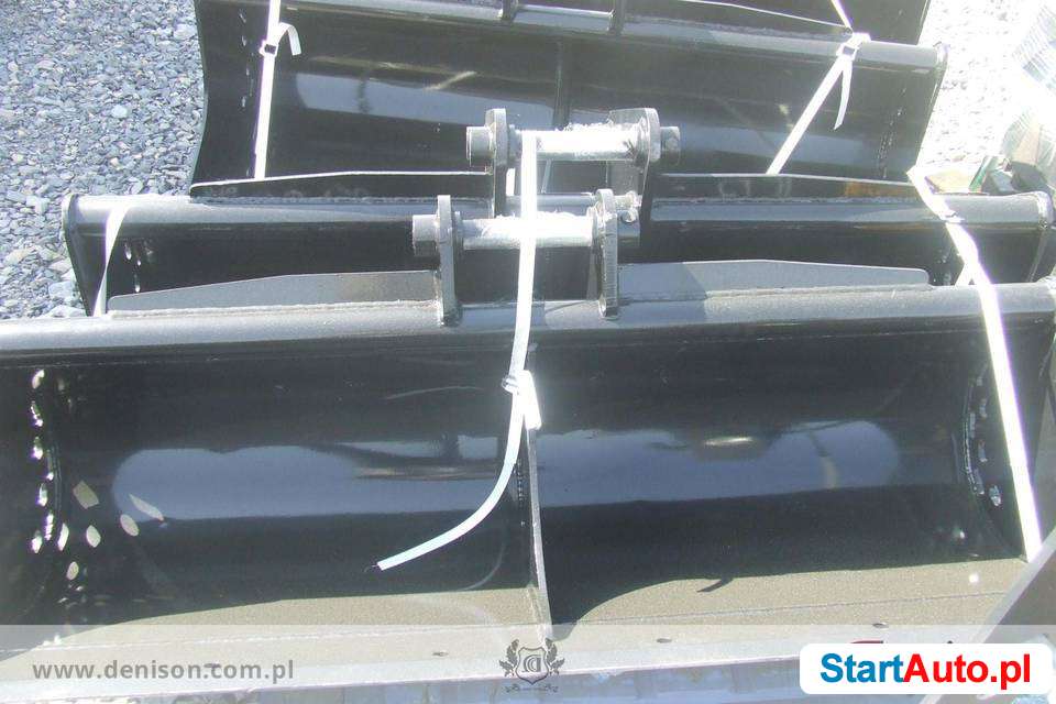 Łyżki skarpowe STRICKLAND JCB 3CX 4CX