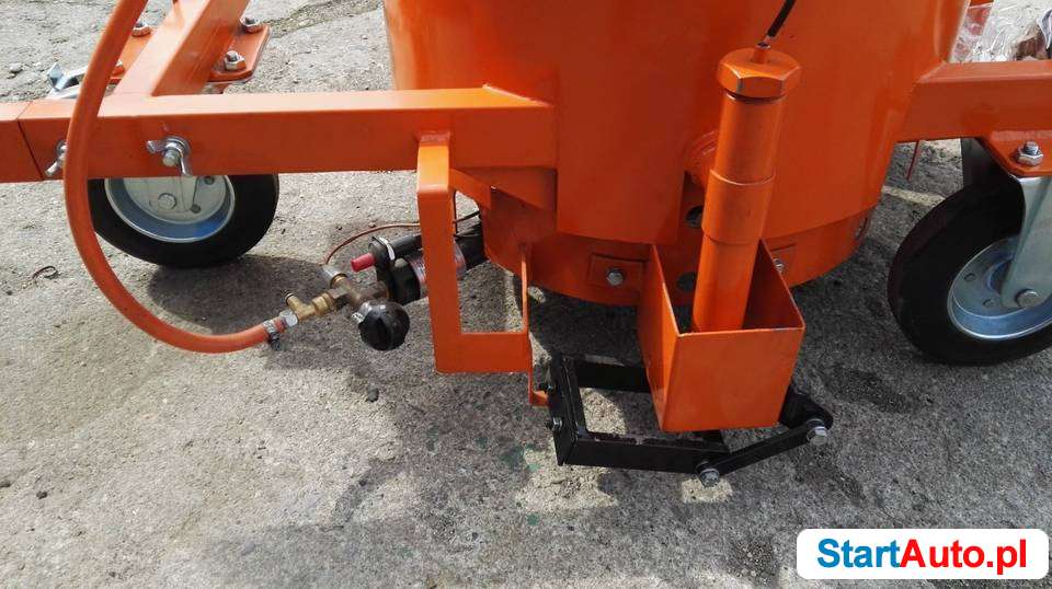 MADRO ZS-80A – zalewarka szczelin