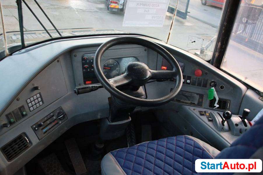 Wywrotka kolebowa 6×6 Wozidlo VOLVO A25D