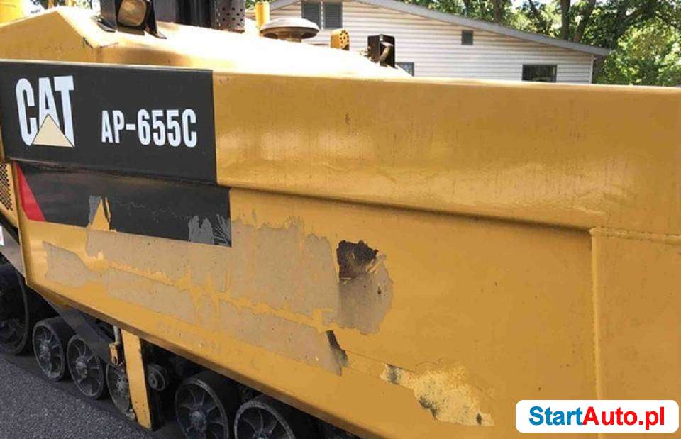 Maszyna do układna nawierzchni asfaltowych Cat AP-655C