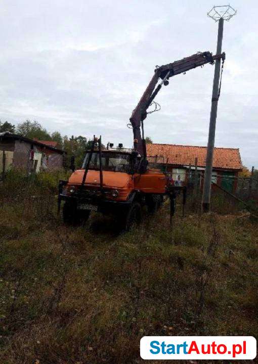 Mercedes-Benz Unimog 416 dźwig