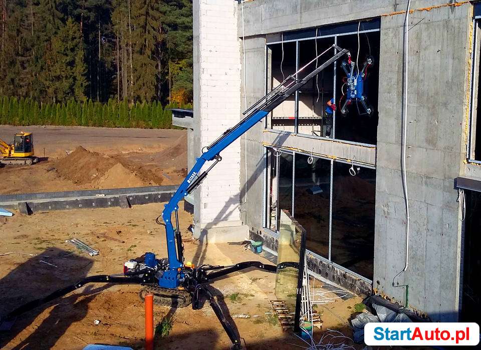 Mini żuraw, na podwoziu gąsienicowym jak maeda zasięg 13 m.!