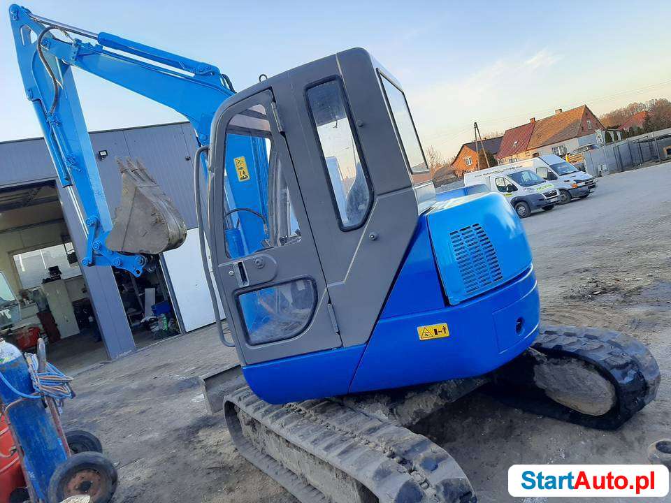 Minikoparka IHI waga około 5 ton