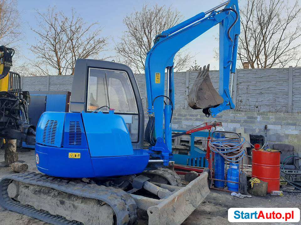 Minikoparka IHI waga około 5 ton