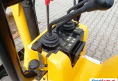 Minikoparka JCB 8008 CTS Micro , Kubota Cat Takeuchi