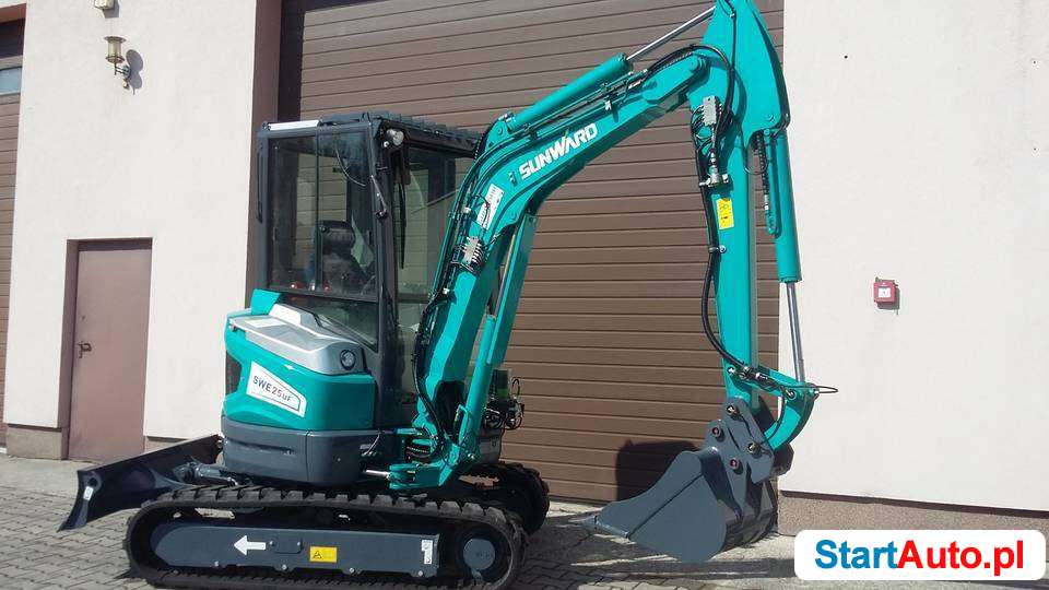 Minikoparka SUNWARD SWE 25UF Yanmar silnik