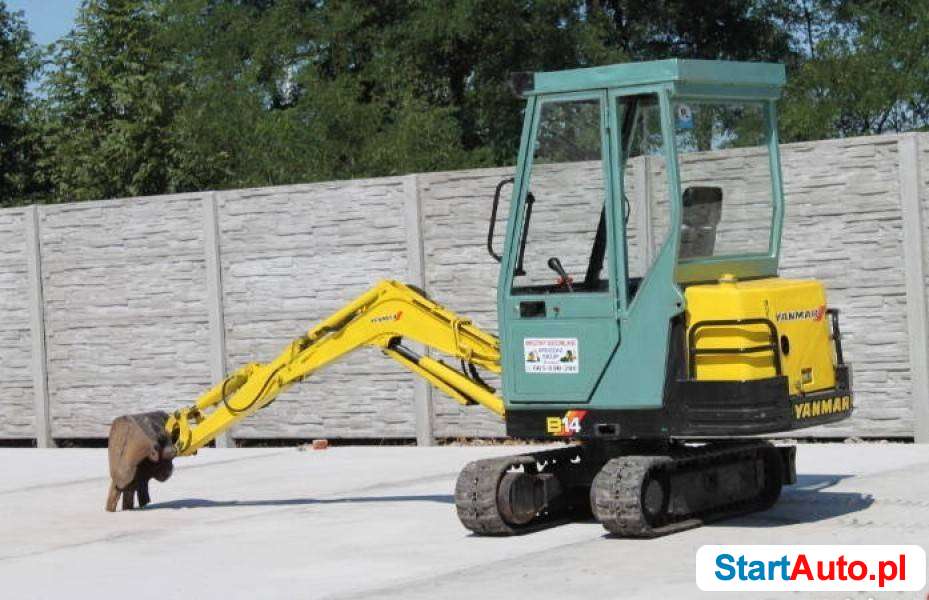 Minikoparka Yanmar B12