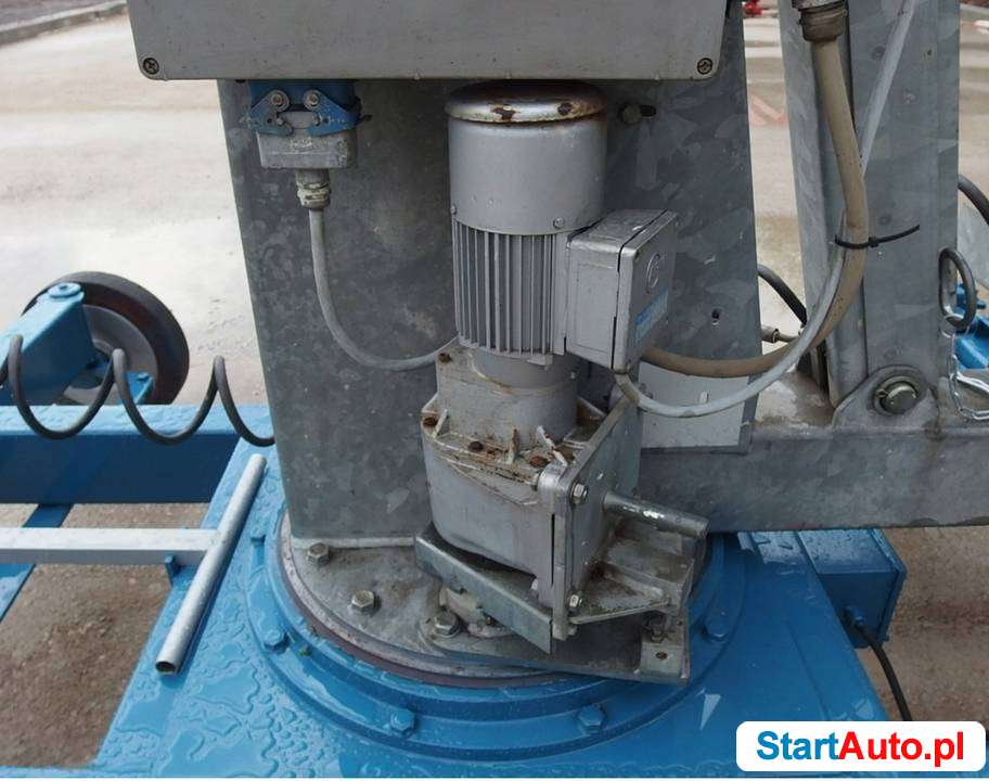 Miniżuraw budowlany Lissmac LMK 300 silka tempo kastry bale