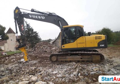 mlot-hydrauliczny-arrowhead-do-koparek-o-masie-416208487