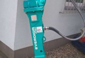 Młot wyburzeniowy do minikoparek EVERDIGM EHB02 – 121 Kg