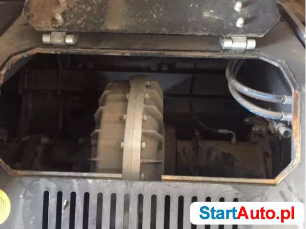 Mulczer UMH/S-250 rozdrabniacz