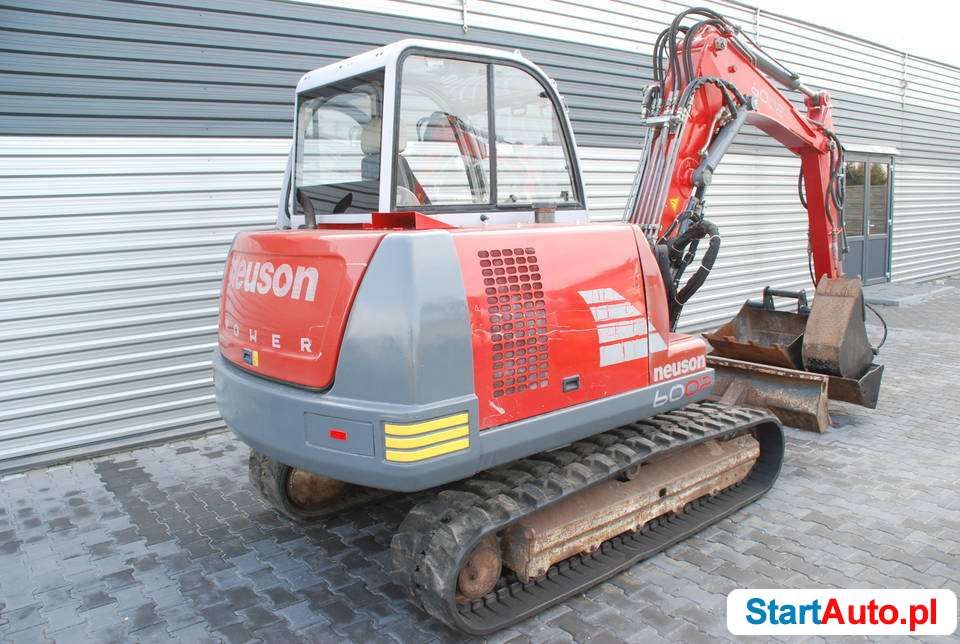 Neuson 6002 3 łyżki sprowadzona 4600MTG