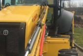 NewHolland B 100 C koparko ladowarka na malych kolach