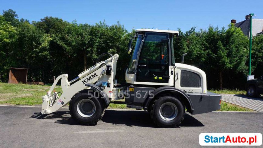 Nowa ładowarka KMM ZL18D udźwig 1,8T