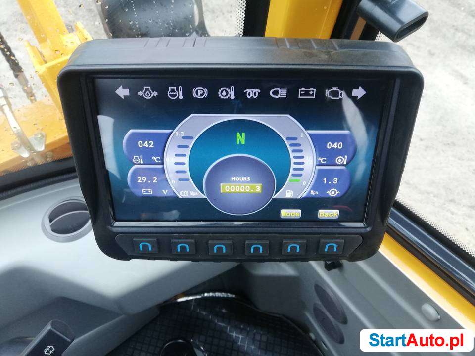 Nowa ładowarka kołowa CTM 808 miniładowarka