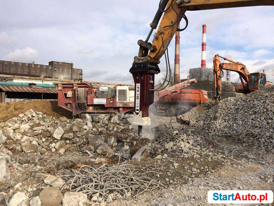 Nowy młot wyburzeniowy HYDRARAM FX-220 1900 kg